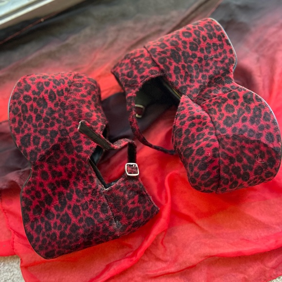 Vintage 90s Platforms-Red Leopard Velvet Morbid Threads Mary Janes 8.5 (*read) - Picture 13 of 16